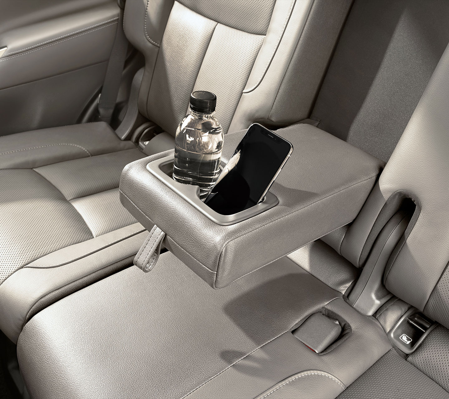 Nissan X-Terra armrest